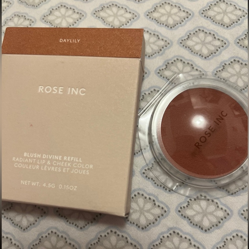 Rose Inc Blush Divine Refill in Daylily
